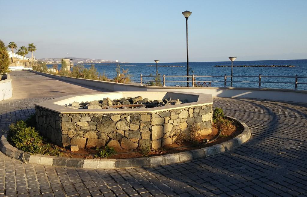 Green Valley Modern Studio Limassol Exterior photo
