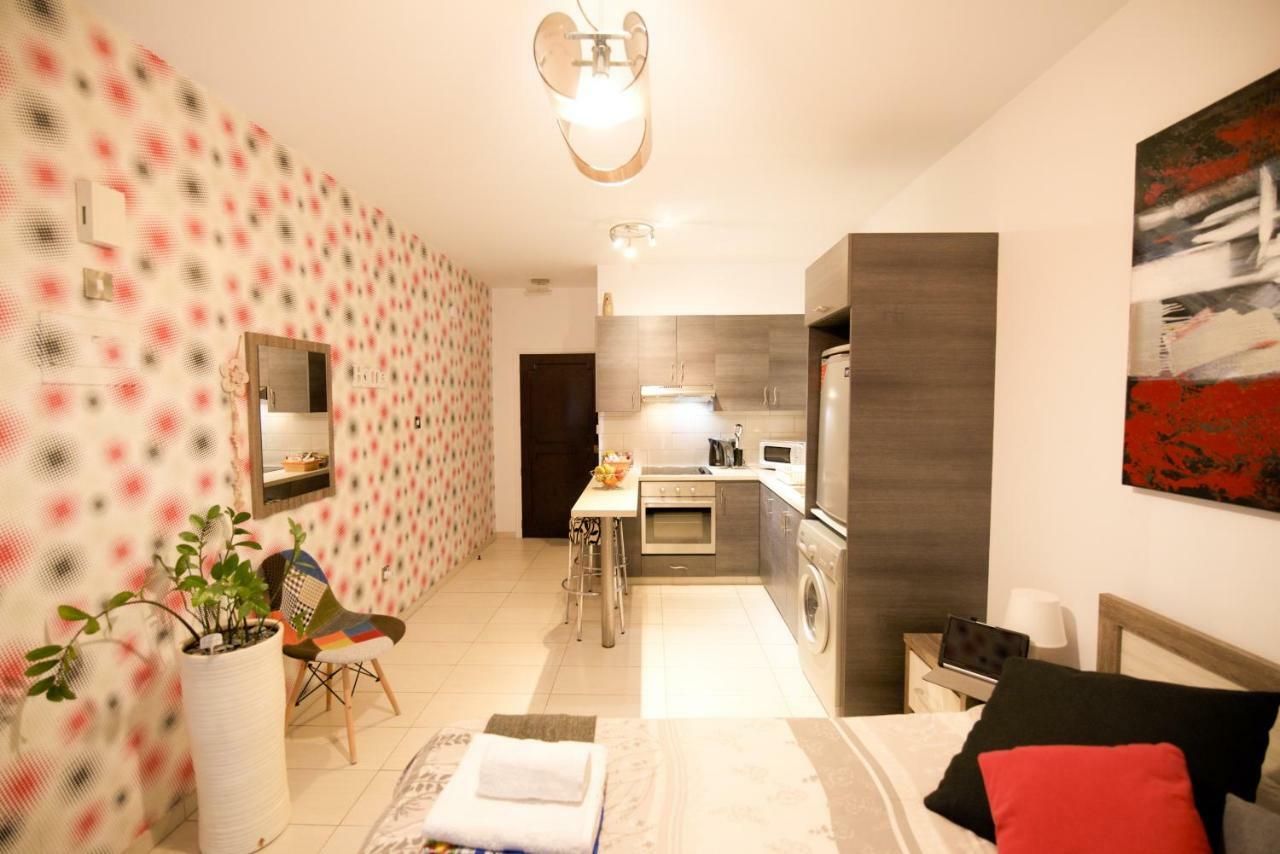 Green Valley Modern Studio Limassol Exterior photo